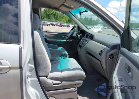 2001 Honda Odyssey Ex z USA, uszkodzony, nr VIN 2HKRL18631H563450